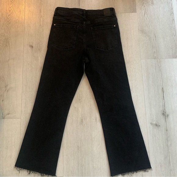 Zara Black Jeans‎ with 5 Buttons - Picture 8 of 12